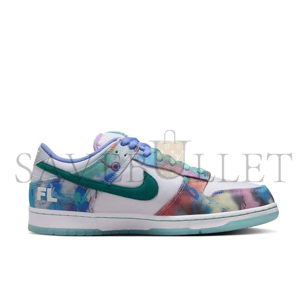 NIKE FUTURA LABORATORIES X NIKE SB DUNK LOW HF6061-400