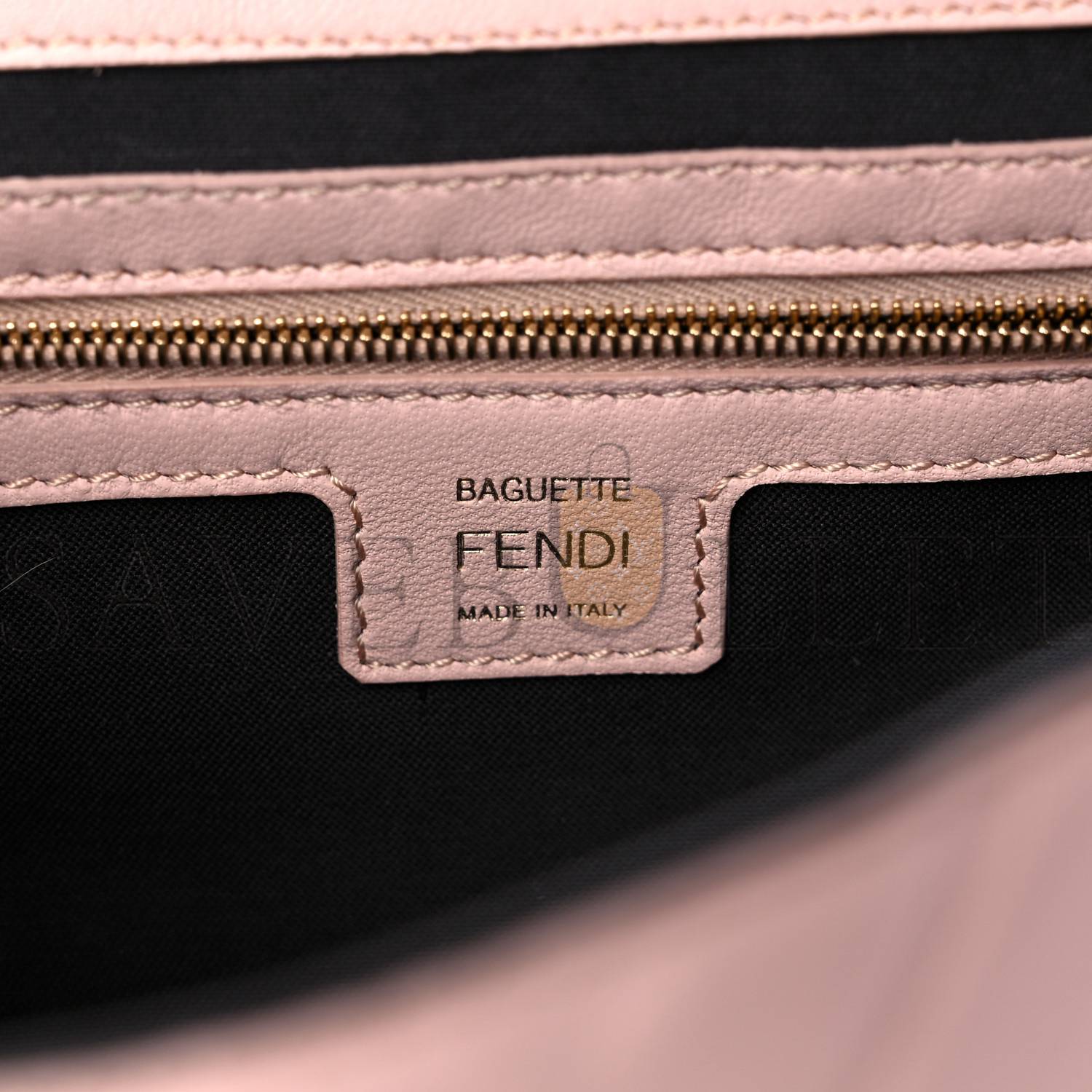 FENDI NAPPA FF 1974 EMBOSSED BAGUETTE ROSA QUARZO (27*15*5cm)