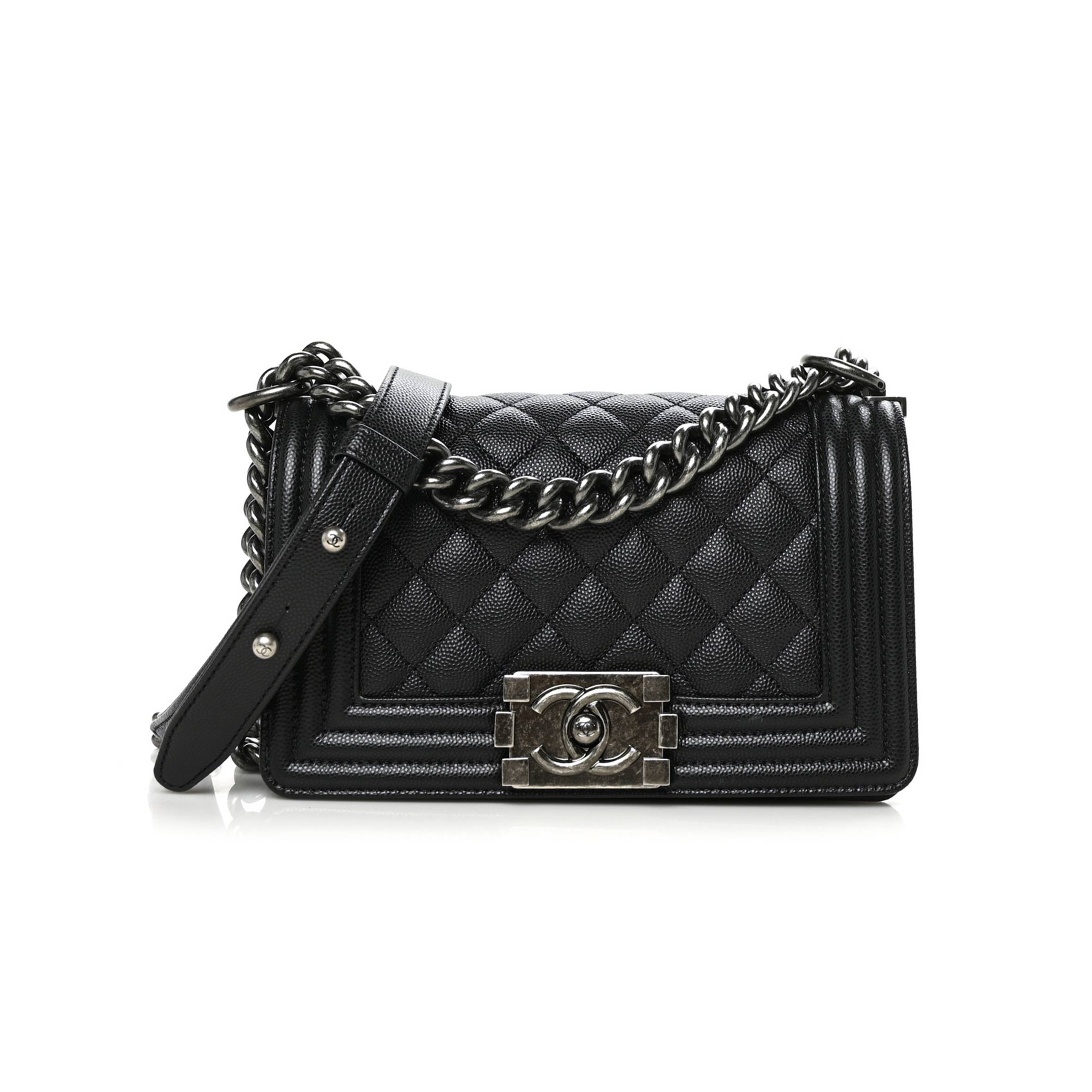 CHANEL CAVIAR QUILTED SMALL BOY FLAP BLACK SILVER HARDWARE (19.7*12.1*7.6cm)