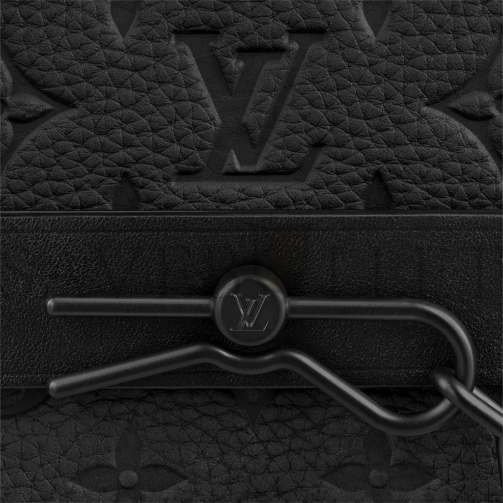 LOUIS VUITTON STEAMER MESSENGER M57307 (23.5*17*6cm)